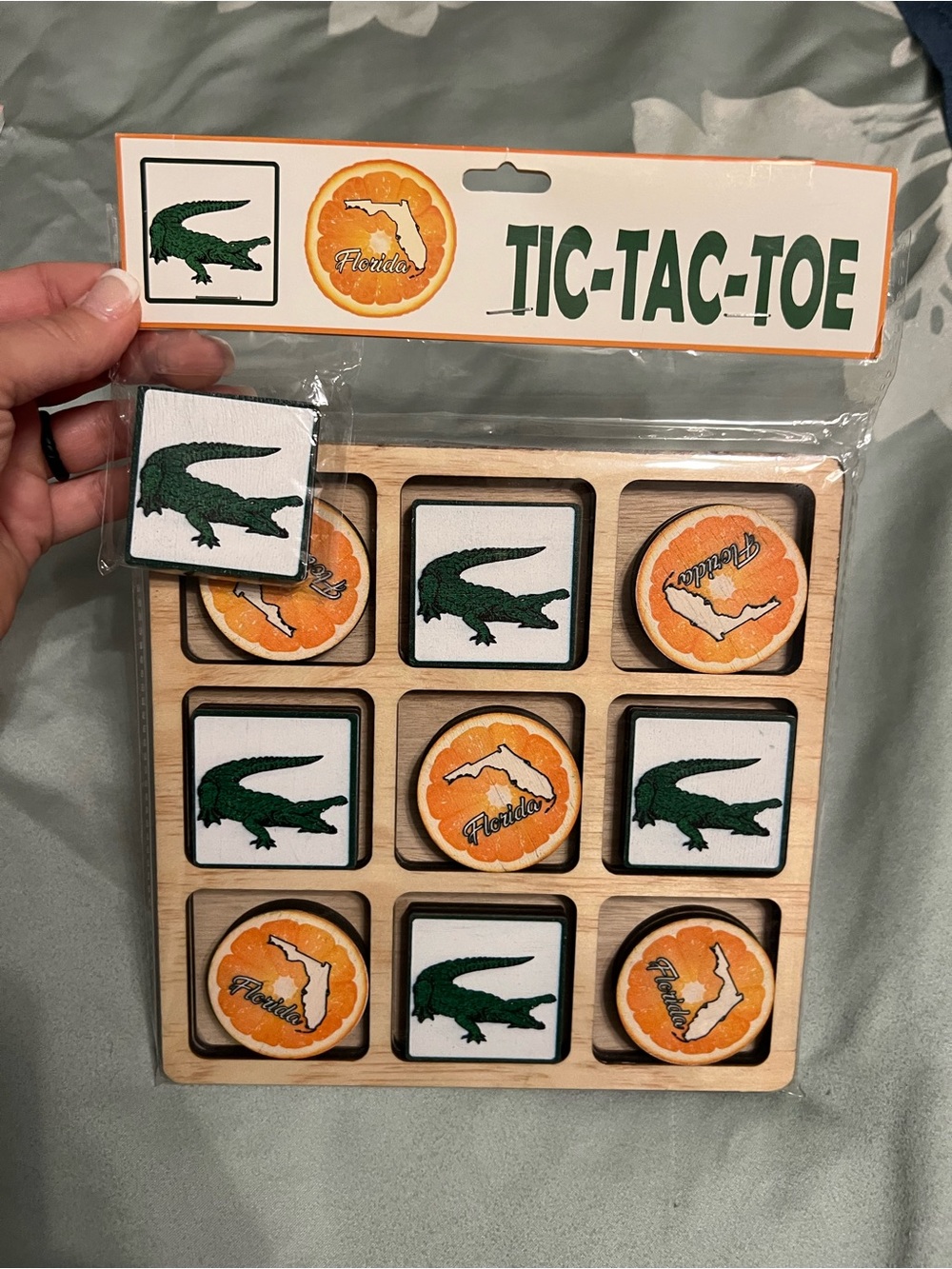 New wooden Tic-Tac-Toe Gator and orange Themed Florida Game  UF